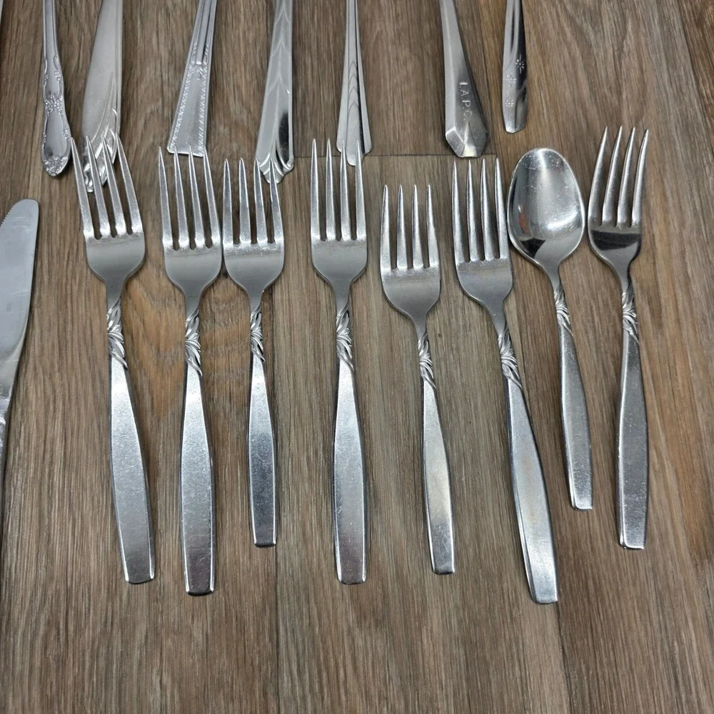 Mixed Stainless Flatware Lot Oneida Ekco Silco Capri Starburst Floral 35pc Japan